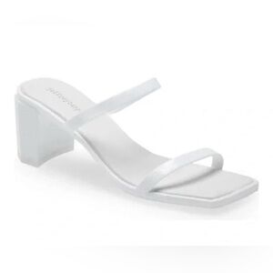JeffreyCampbell Elegant White Chunky Block Heel Sandals.  Size-9